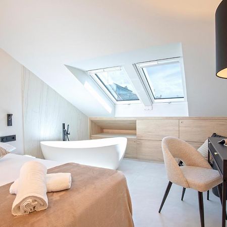 Magnificent Renovated 2Bd 2Bth Duplex With Terrace - City Centre Малага Екстериор снимка